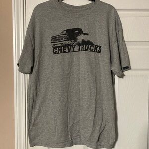 ⭐️⭐️ Gildan Gray Chevy Trucks T-Shirt- size XL